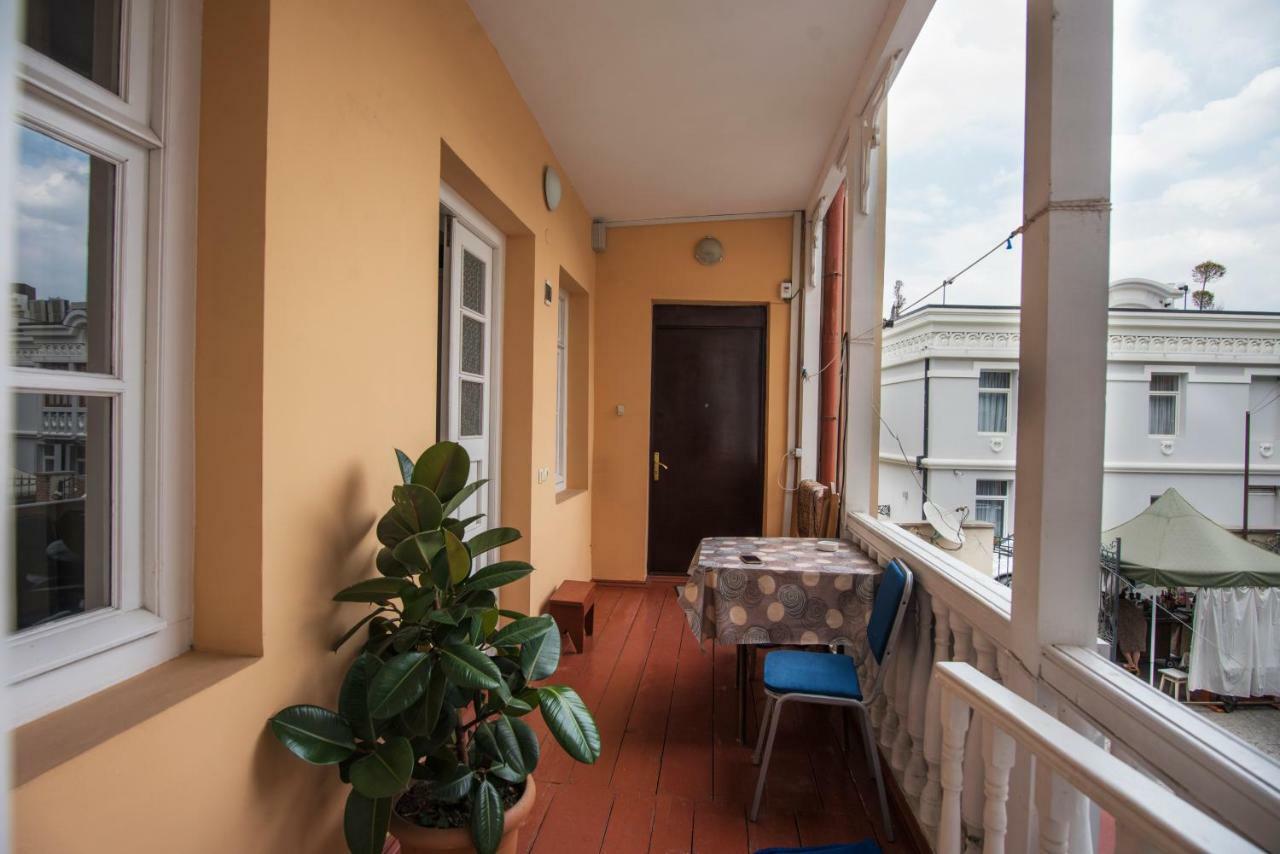 Meidan Suites Tiflis Dış mekan fotoğraf